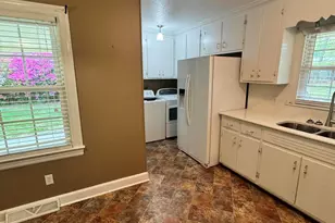 1311 Briarwood Dr NW, Wilson, NC 27896 - Photo 10