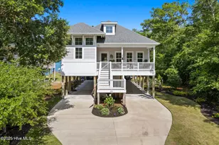 322 NE 42nd St, Oak Island, NC 28465 - Photo 2