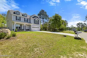 438 Scrub Oaks Dr, Hampstead, NC 28443 - Photo 2
