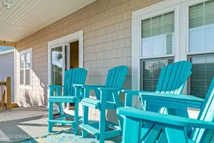 916 E Dolphin Dr, Oak Island, NC 28465 - Photo 10