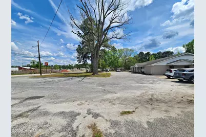 608 Old Whiteville Road, Lumberton, NC 28358 - Photo 32