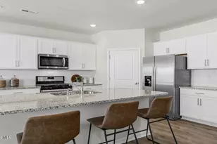 223 Pisgah St, Sanford, NC 27330 - Photo 6