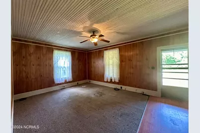 114 Rhodes Avenue, Windsor, NC 27983 - Photo 4