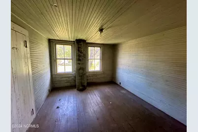 114 Rhodes Avenue, Windsor, NC 27983 - Photo 16