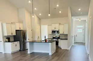 409 S Carey St, La Grange, NC 28551 - Photo 10