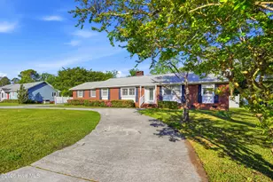 327 Pinecliff Dr, Wilmington, NC 28409 - Photo 2
