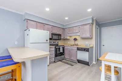 301 W Commerce Way #260, Atlantic Beach, NC 28512 - Photo 4