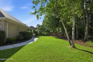 411 Oakmont Dr, Morehead City, NC 28557 - Photo 8