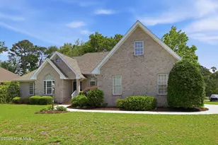 411 Oakmont Dr, Morehead City, NC 28557 - Photo 4