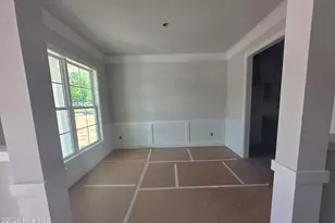 407 S Carey St, La Grange, NC 28551 - Photo 4
