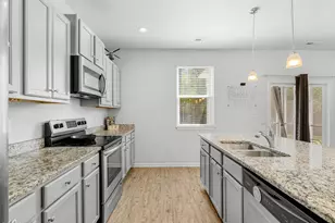 206 J Belton Ct, Sneads Ferry, NC 28460 - Photo 18