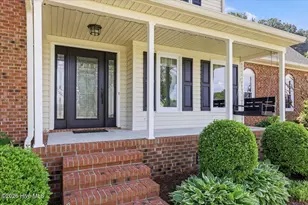 611 E Raintree Ln, Goldsboro, NC 27534 - Photo 2