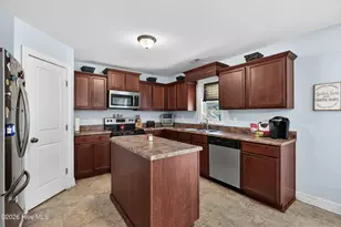 394 Carolina Pines Blvd, New Bern, NC 28560 - Photo 10