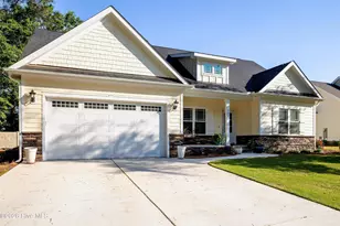 203 Fountain Dr, Clinton, NC 28328 - Photo 4
