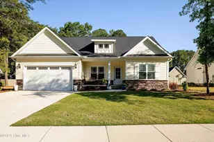 203 Fountain Dr, Clinton, NC 28328 - Photo 2