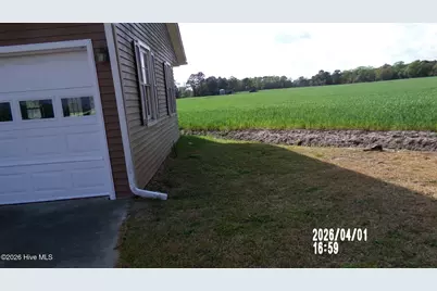 207 N Kennedy Street, Beulaville, NC 28518 - Photo 2