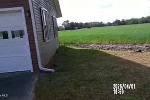 207 N Kennedy St, Beulaville, NC 28518 - Photo 2