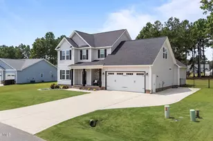 76 Shadybrook Dr, Benson, NC 27504 - Photo 2