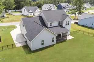 76 Shadybrook Dr, Benson, NC 27504 - Photo 32