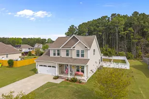 505 Diamond Ridge Ct, Swansboro, NC 28539 - Photo 2