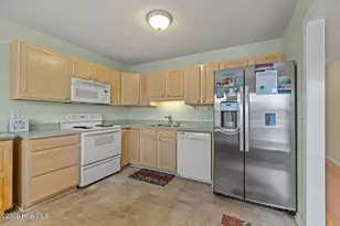 303 Barbour Rd, Morehead City, NC 28557 - Photo 4