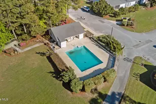303 Barbour Rd, Morehead City, NC 28557 - Photo 44