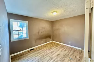 906 Cypress St, Rockingham, NC 28379 - Photo 12