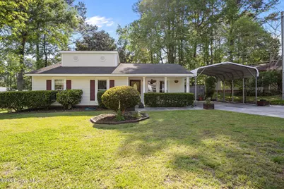 621 Shadowridge Road, Jacksonville, NC 28546 - Photo 1