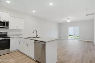 210 Sandpiper Pl, Holly Ridge, NC 28445 - Photo 8