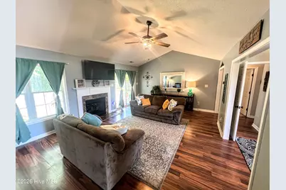 401 Marsha's Way, Havelock, NC 28532 - Photo 8