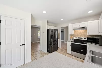 111 Skipping Stone Lane, Jacksonville, NC 28546 - Photo 14
