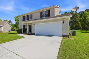 111 Skipping Stone Ln, Jacksonville, NC 28546 - Photo 2