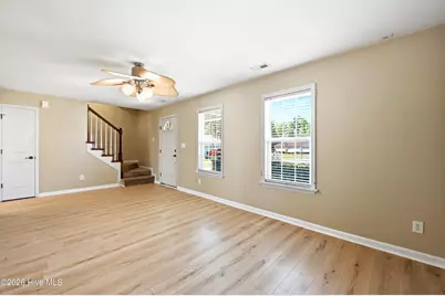111 Skipping Stone Lane, Jacksonville, NC 28546 - Photo 6