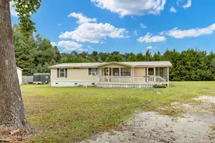 250 Bream St, Holly Ridge, NC 28445 - Photo 2