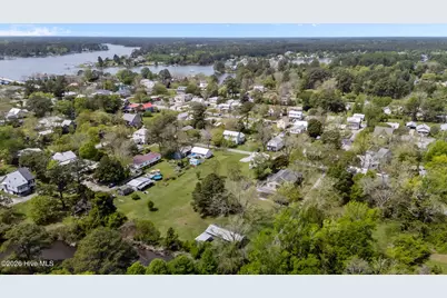 401 Neuse Street, Oriental, NC 28571 - Photo 14