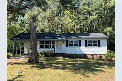 1240 W Michigan Avenue, Southern Pines, NC 28387 - Photo 1