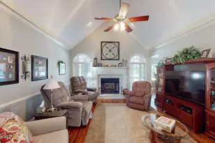 109 Brisbayne Cir, La Grange, NC 28551 - Photo 8