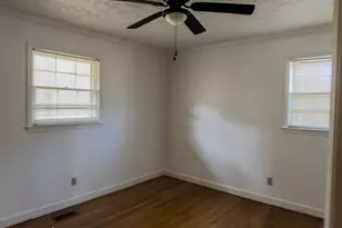 598 Forest Rd, Lumberton, NC 28358 - Photo 20