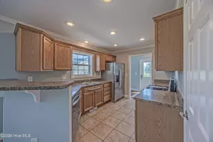 1327 Old Chinquapin Rd, Beulaville, NC 28518 - Photo 10