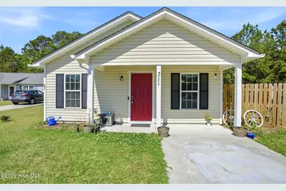 311 Snow Bell Court, Richlands, NC 28574 - Photo 1