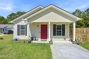 311 Snow Bell Ct, Richlands, NC 28574 - Photo 4
