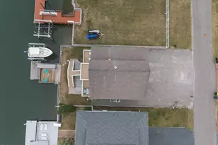 124 Starfish Dr, Holden Beach, NC 28462 - Photo 10