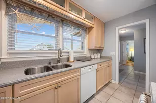124 Starfish Dr, Holden Beach, NC 28462 - Photo 32