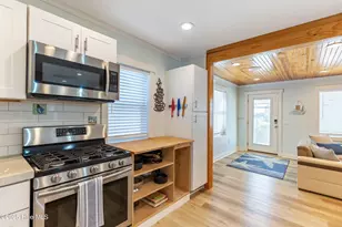 1208 Canal Dr, Carolina Beach, NC 28428 - Photo 12