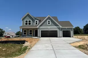 114 Oak Mdw Ln, Angier, NC 27501 - Photo 2