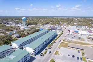 105 SE 58th St, Oak Island, NC 28465 - Photo 36