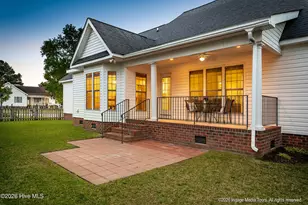 363 Primrose Ln, Winterville, NC 28590 - Photo 6