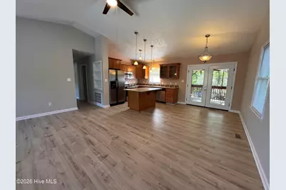 407 Hickory Street #Up, Emerald Isle, NC 28594 - Photo 4