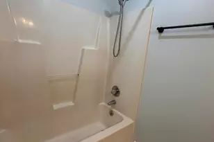 407 Hickory St, Emerald Isle, NC 28594 - Photo 10