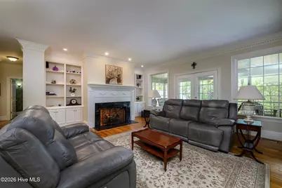 1996 Hoods Creek Drive, New Bern, NC 28562 - Photo 2